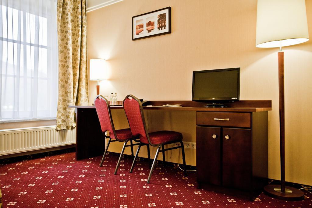 Hotel Stara Szmergielnia Bielsko-Biała Room photo