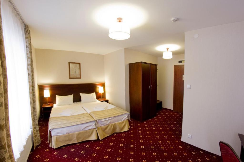 Hotel Stara Szmergielnia Bielsko-Biała Room photo